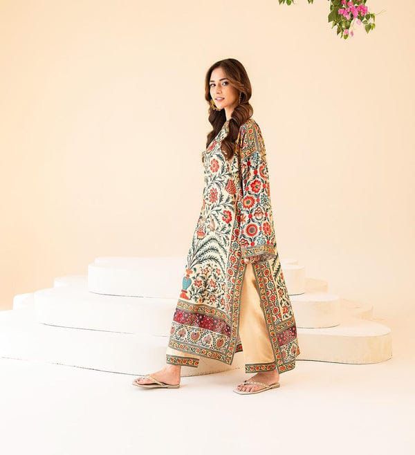 Apsaraa 2-Piece Kurta and Trouser Set