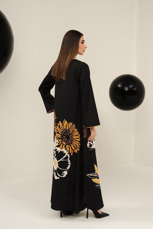 Naqsh-e-Hayat 2-Piece Kurta & Trouser Set
