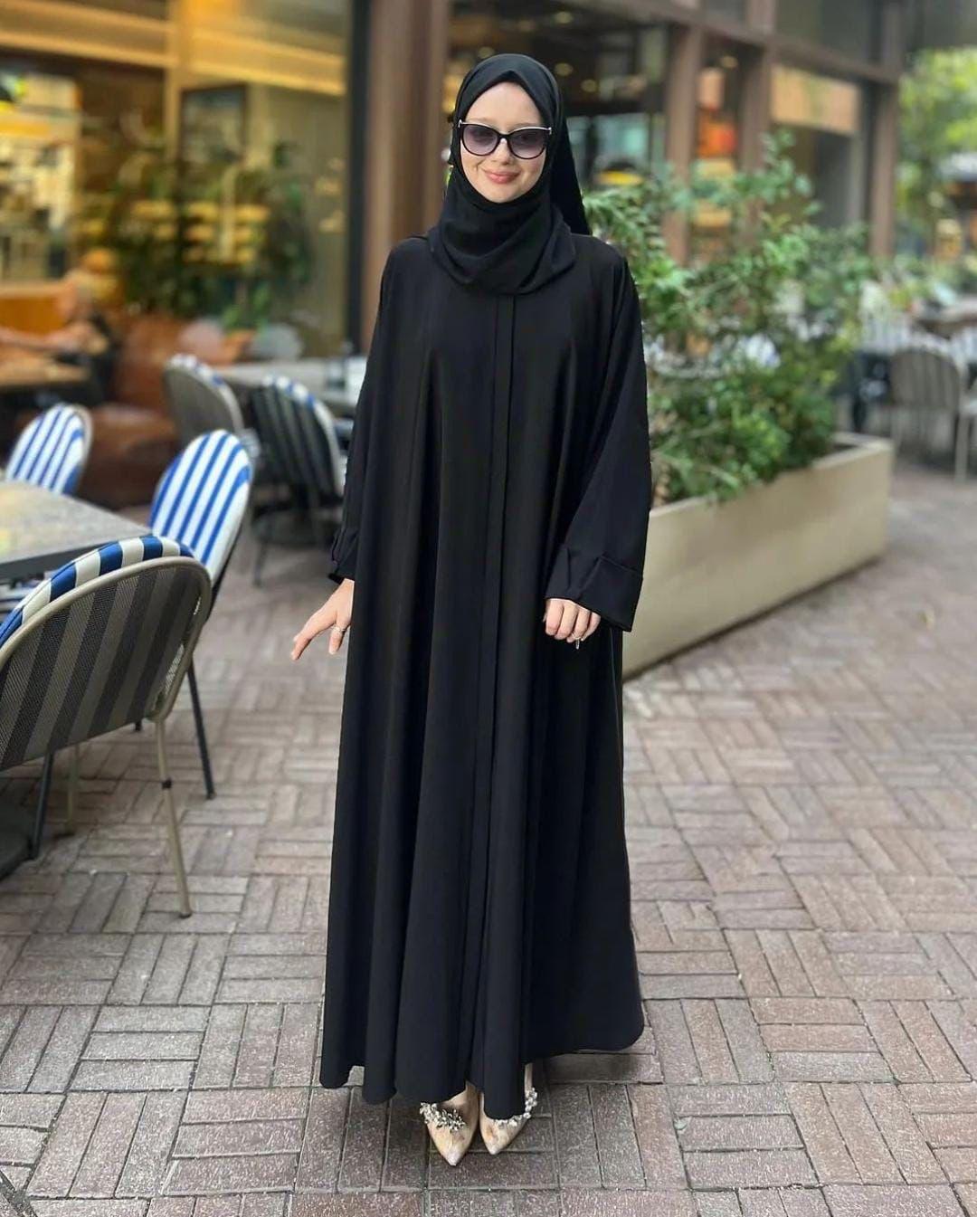 Fariyah Black Abaya with Stoller