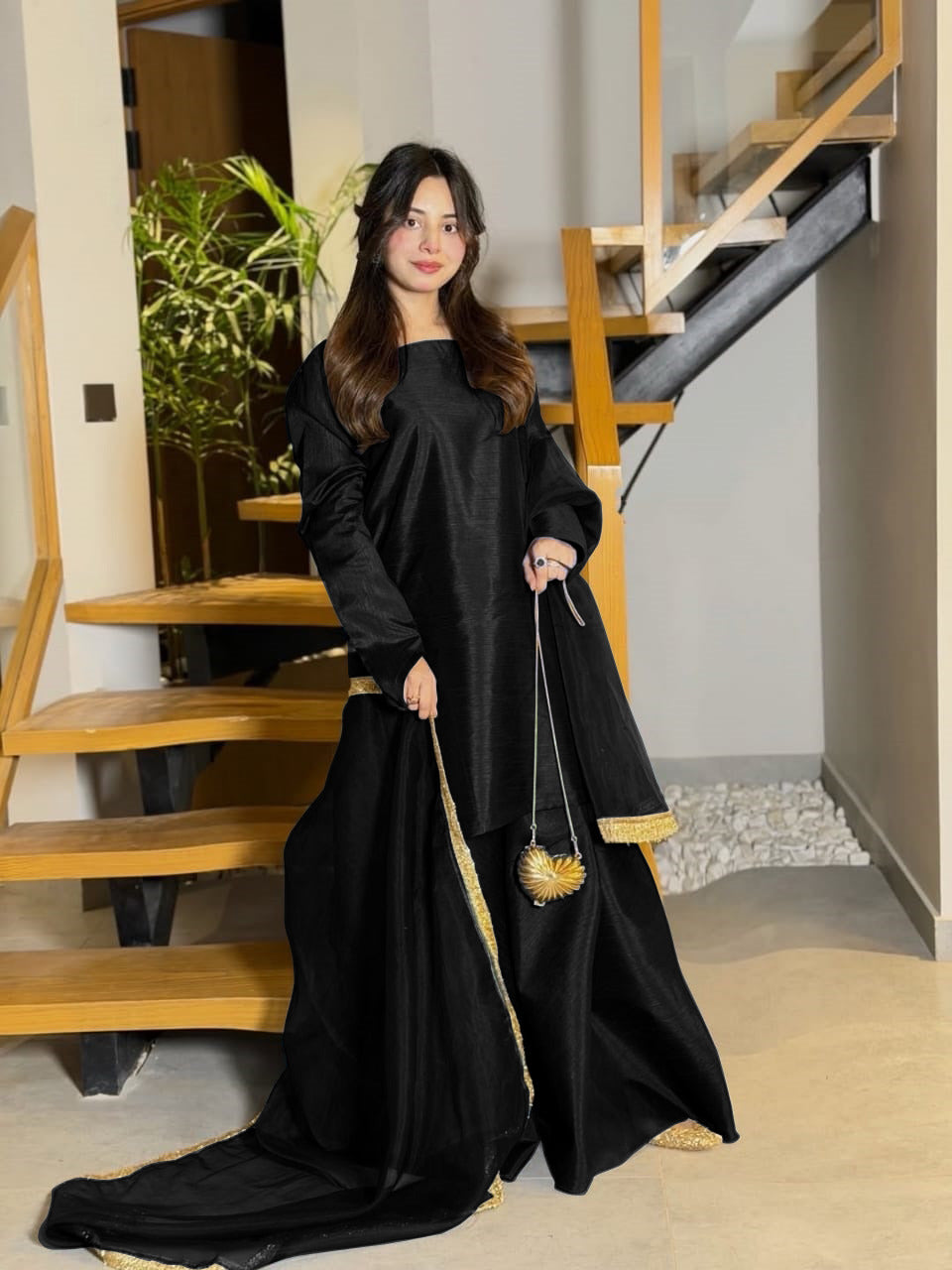 Mehr-un-Nisa 3-Piece Suit