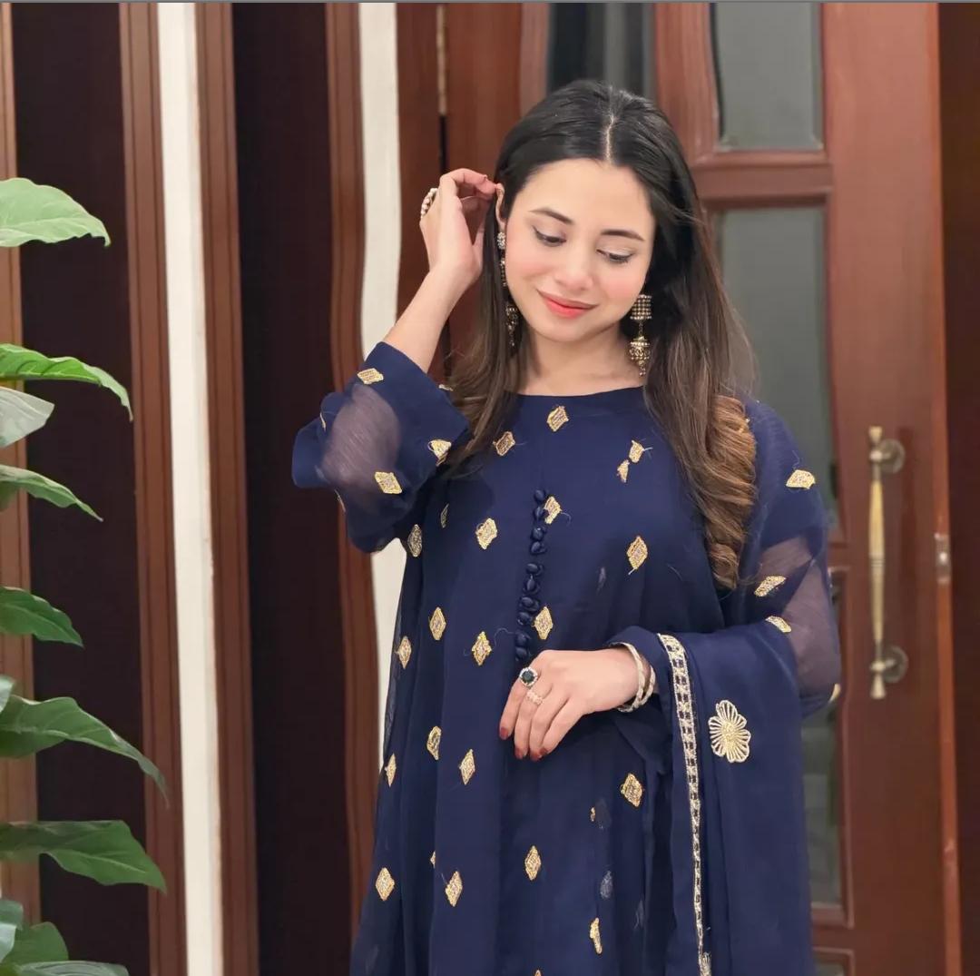 Husn Ara 3-Piece Embroidered Suit
