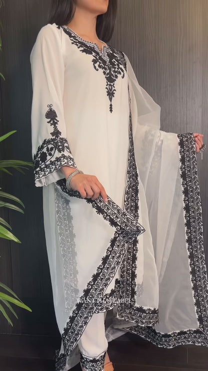 Hoorain 3-Piece Embroidered Suit