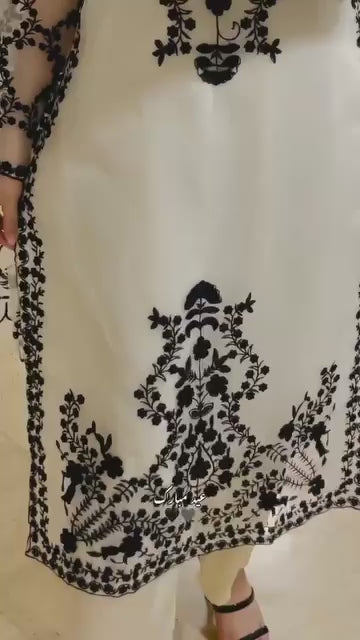 Aaraish 3-Piece Embroidered Suit