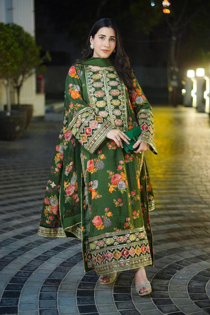 Rangzaar 3-Piece Embroidered Suit