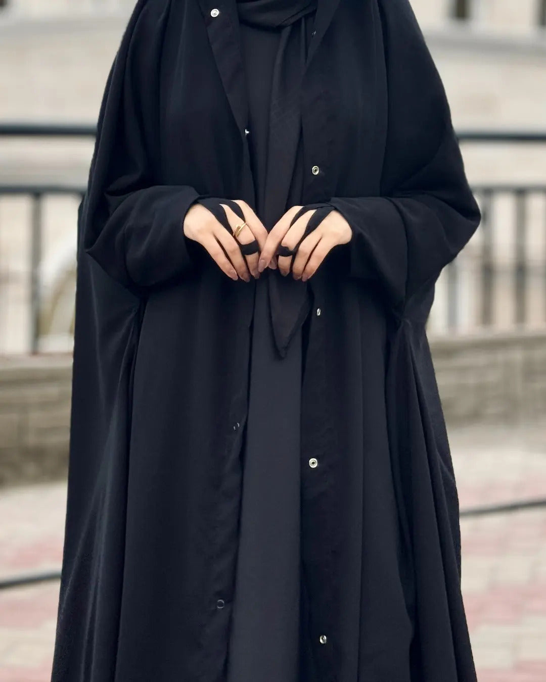 Irani Chadar Front Button Style