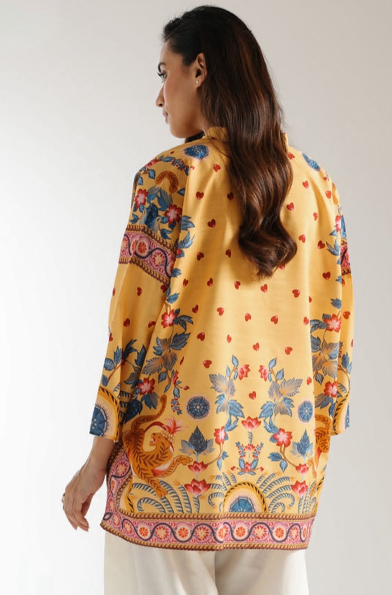 Naqsh-e-Hina Digital Print Kurti