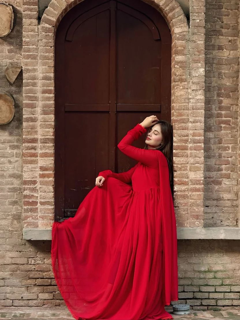 Zarnigaar 3-Piece Maxy