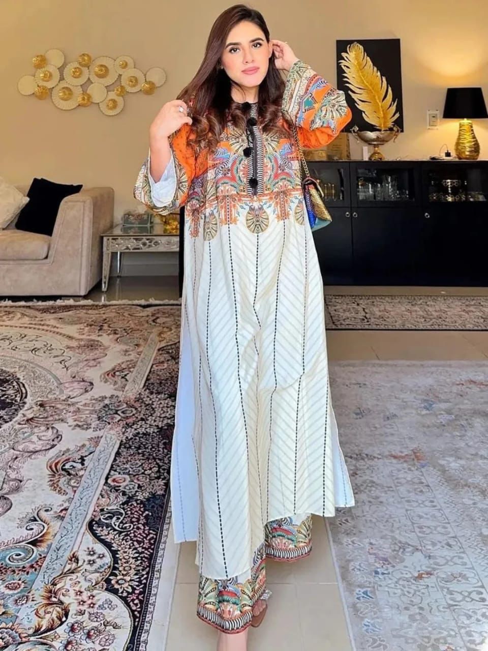 Naaz-e-Rukhsar 2-Piece Kurta & Trouser Set