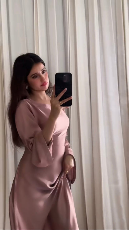 Lazzat-e-Husn Silk Maxy