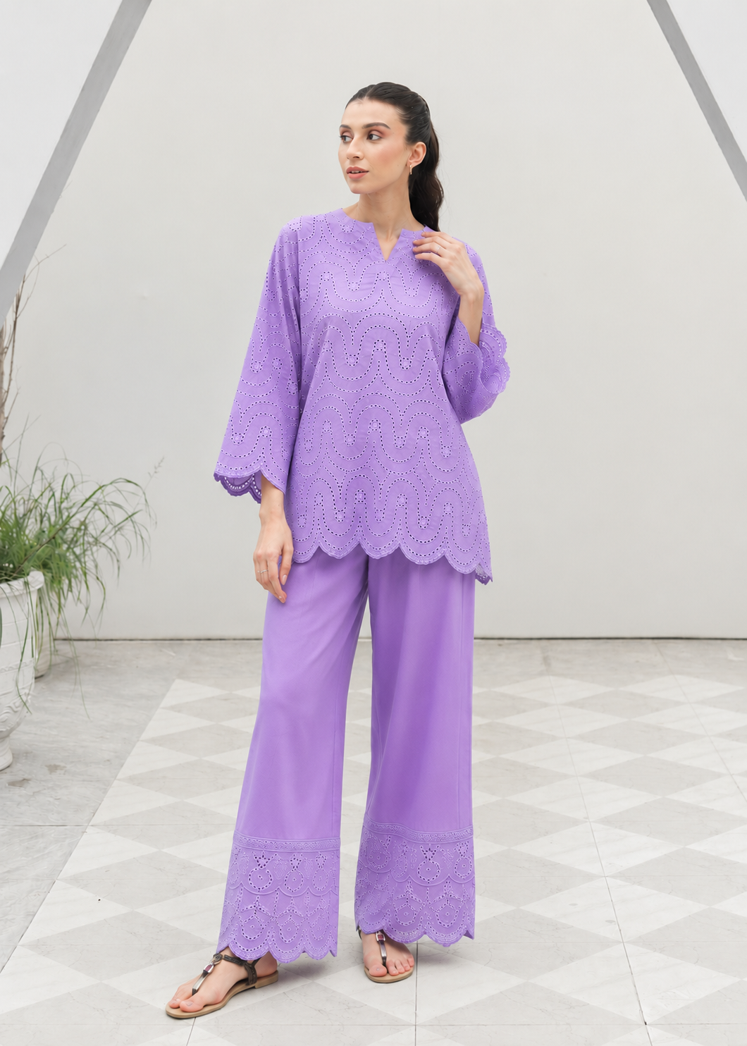 Mahrose 2-Piece Chikankari Suit