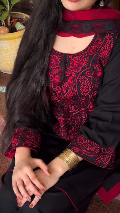 Nayab 3-Piece Embroidered Suit