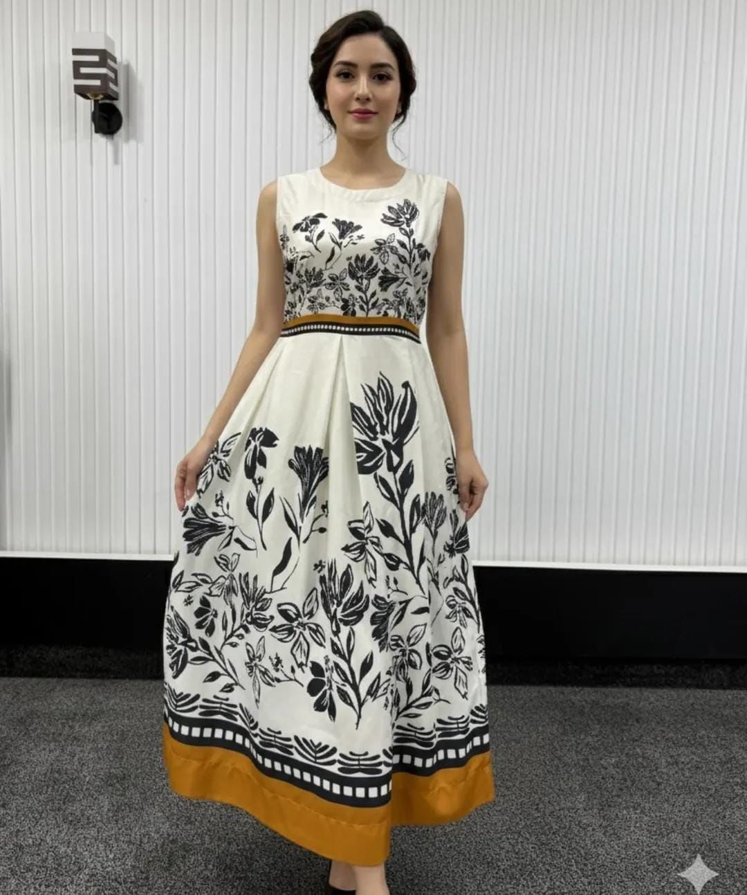 Haseena 2-Piece Maxy and Coat Set