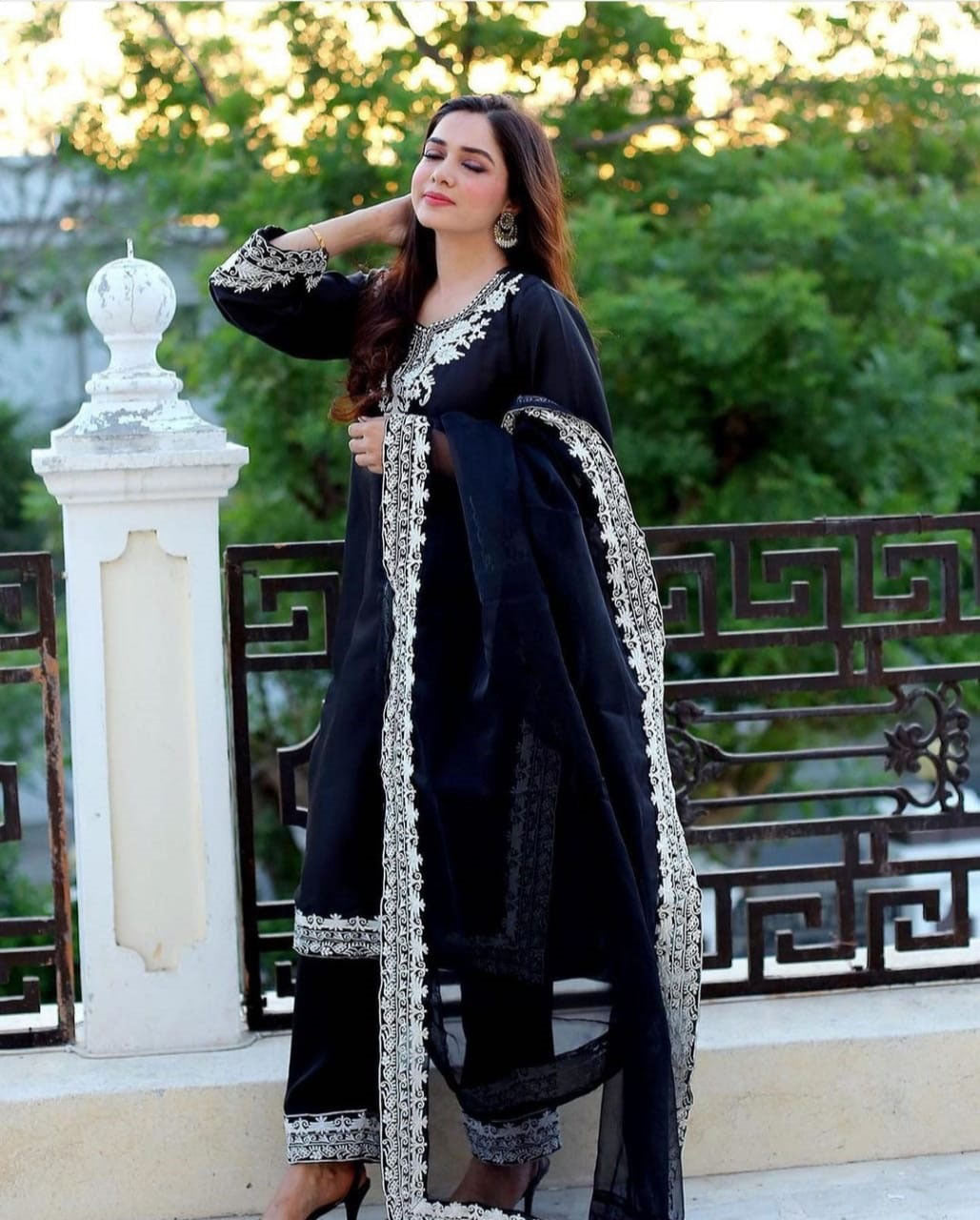 Hoorain 3-Piece Embroidered Suit