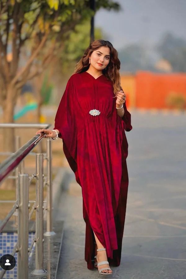 Mehar-e-Naz Velvet & Moonlight Kaftan