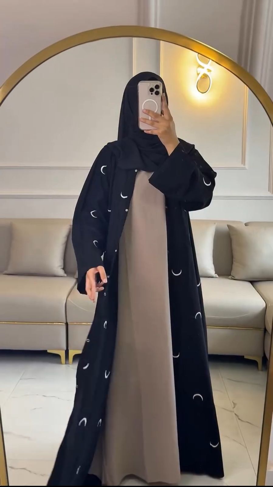 Chand Embroidered Abaya With Stoller