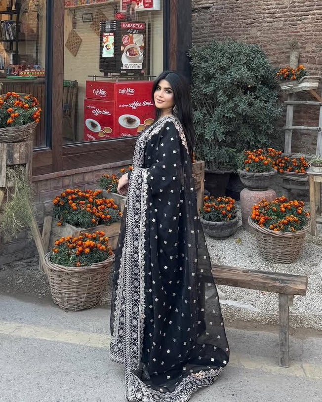 Shahkaar 3-Piece Maxy With Embroidered Dupatta