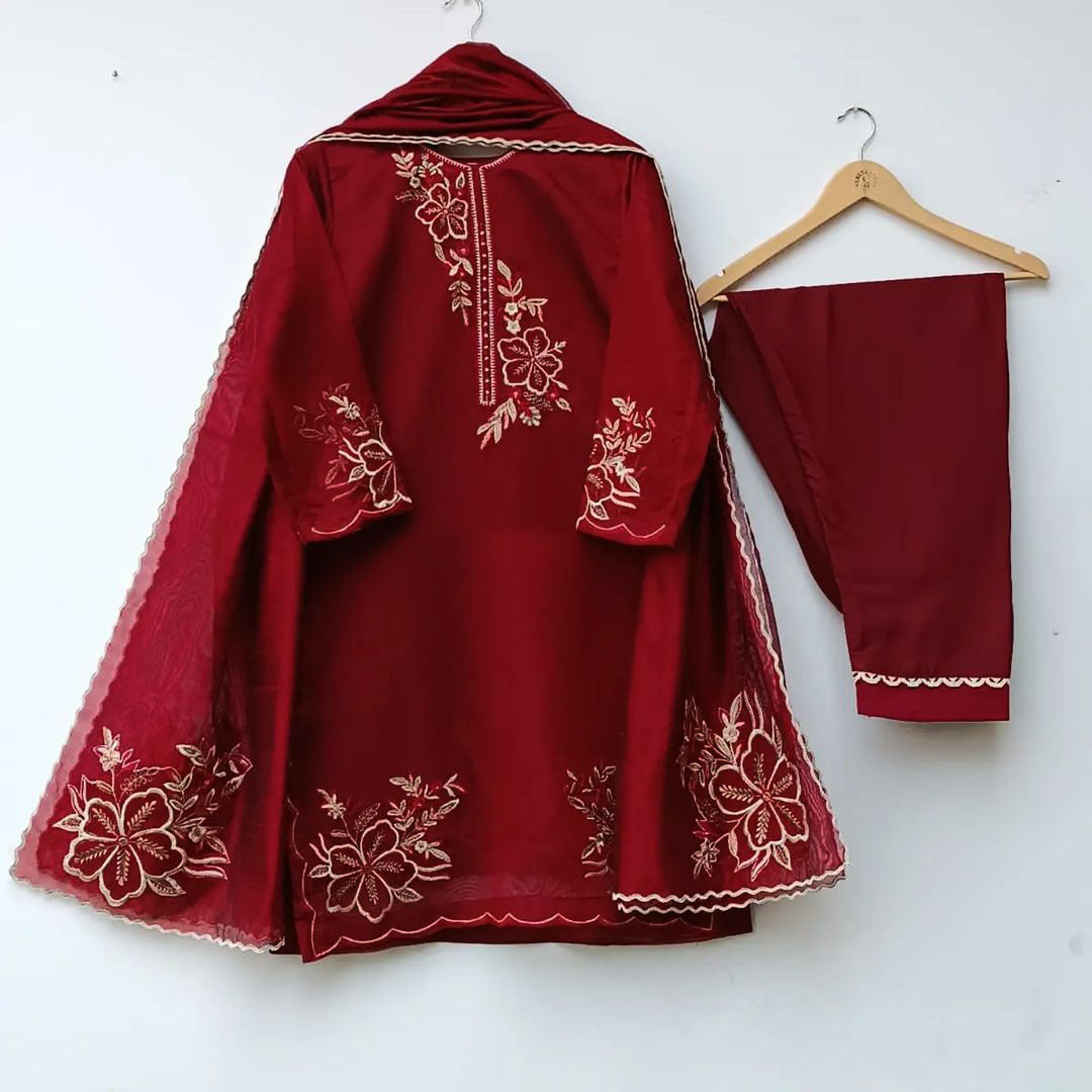 Nazmin 3-Piece Embroidered Suit
