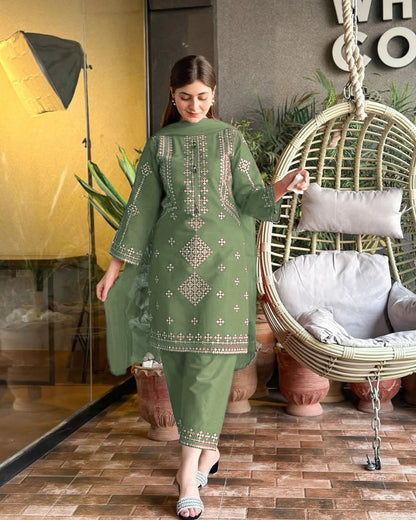 Mehrunisa 3-Piece Embroidered Suit