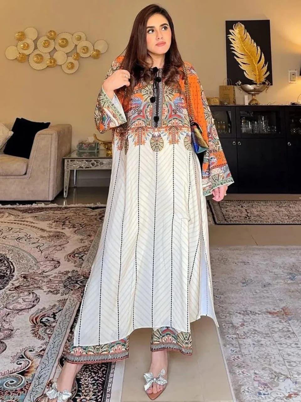 Naaz-e-Rukhsar 2-Piece Kurta & Trouser Set