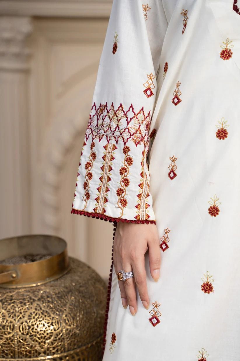 Noor-e-Husn 3-Piece Embroidered Suit