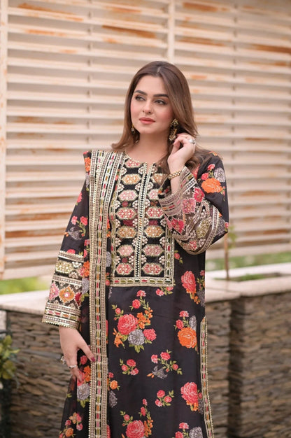 Rangzaar 3-Piece Embroidered Suit
