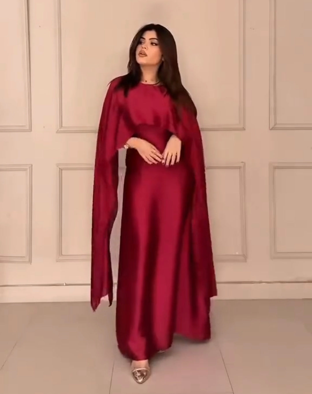 Khoobsurat Silk Cape Maxy