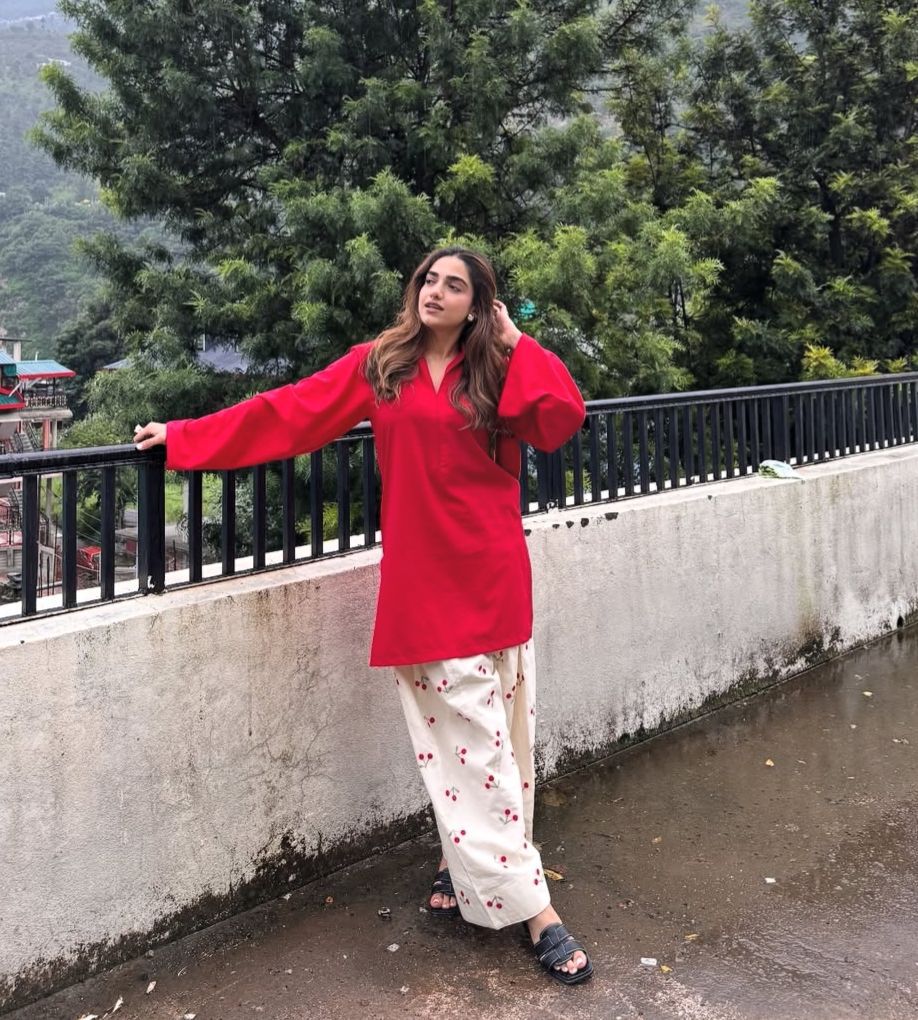 Cherry 2-Piece Farshi Shalwar Suit