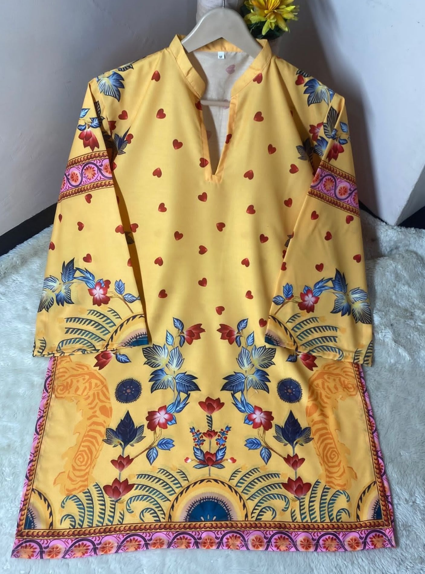Naqsh-e-Hina Digital Print Kurti