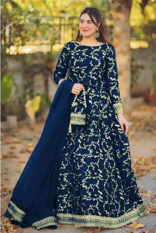 Raqs-e-Noor 3-Piece Embroidered Suit
