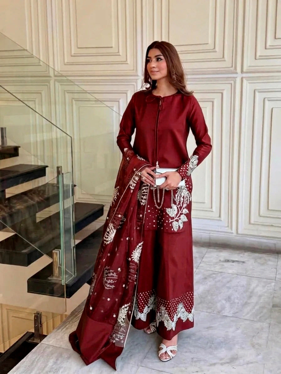 Heer 3-Piece Embroidered Suit