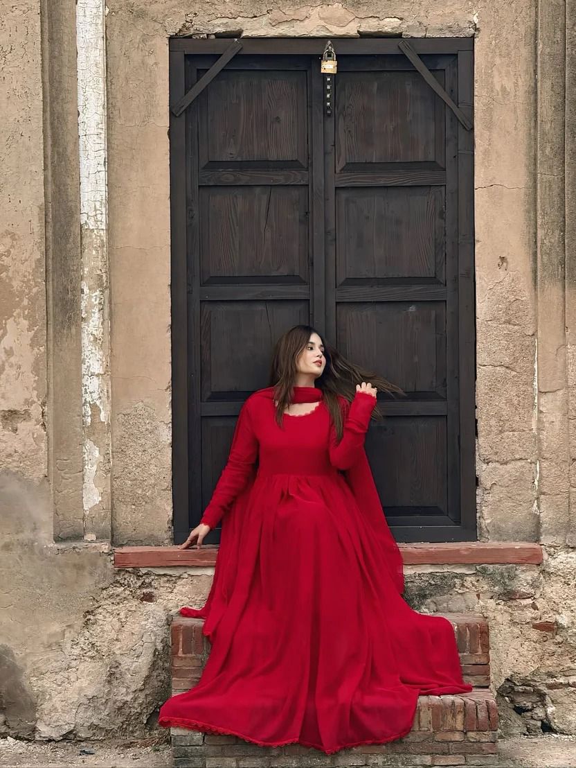 Zarnigaar 3-Piece Maxy