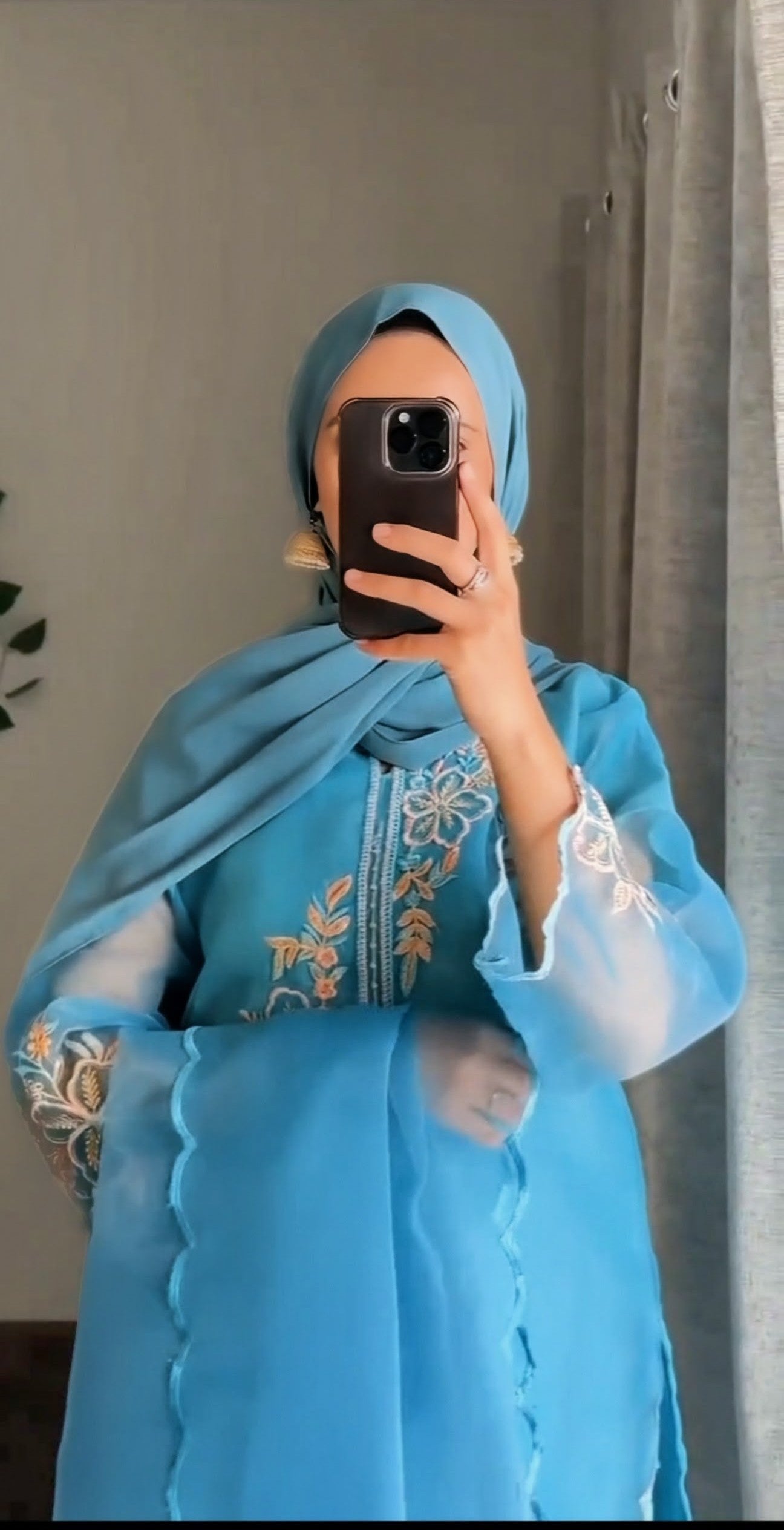 Aarohi 3-Piece Embroidered Suit