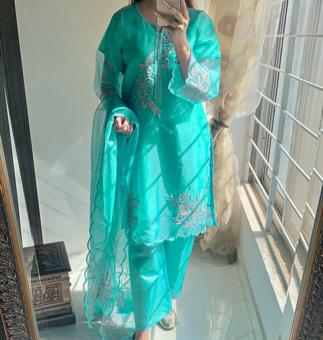 Nazmin 3-Piece Embroidered Suit