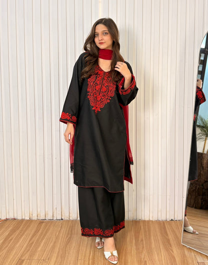 Nayab 3-Piece Embroidered Suit