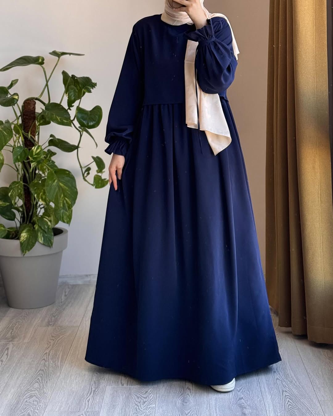 Shaahana Abaya With Stoller