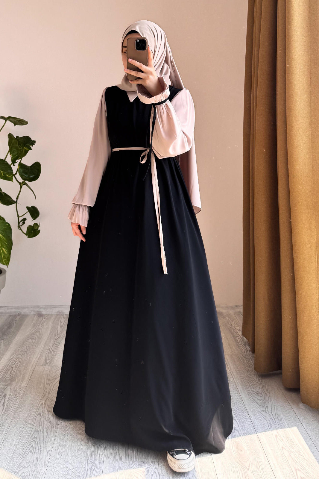 Hayat Abaya with Stoller
