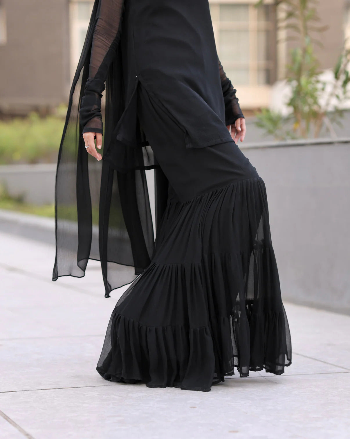 Malka-e-Husn 3-Piece Suit