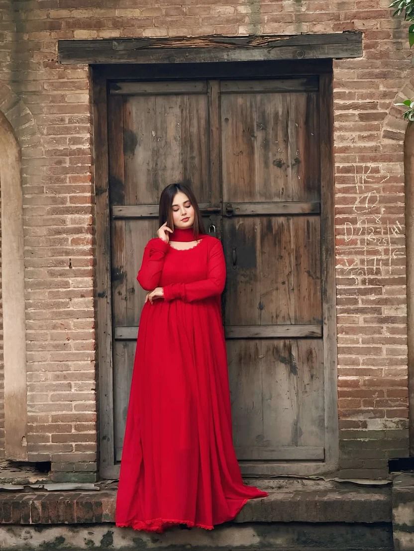 Zarnigaar 3-Piece Maxy