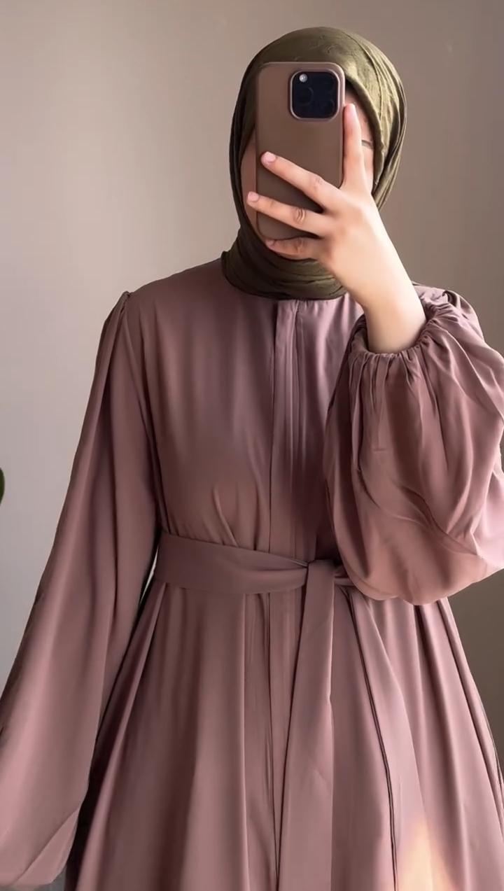 Berry Flow Abaya